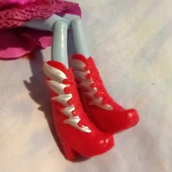 My Little Pony Monster High Doll - Picture 4 of 8